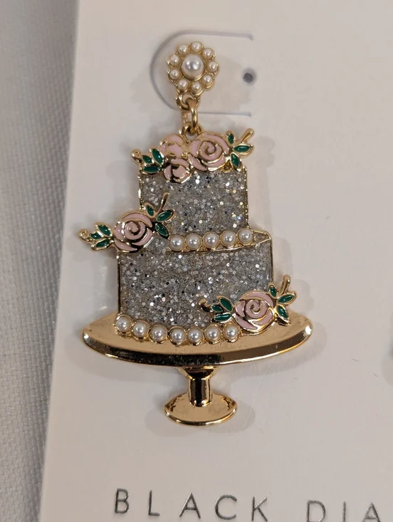 Black Diamond Wedding Cake Earrings Pink Roses Pearl And Glitter Embellishments - Picture 2 of 3